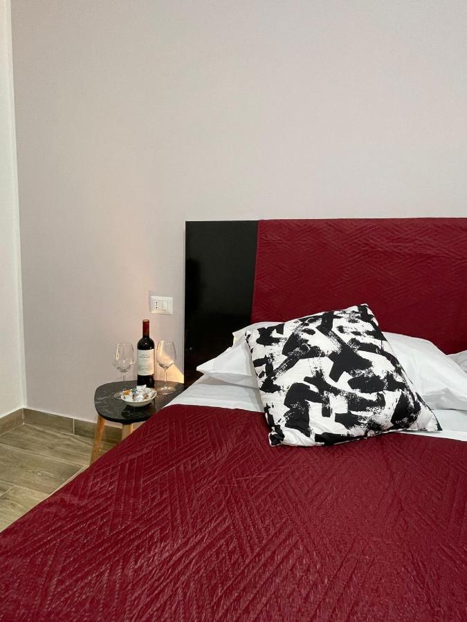 كاتانيا A Bone Guest House المظهر الخارجي الصورة