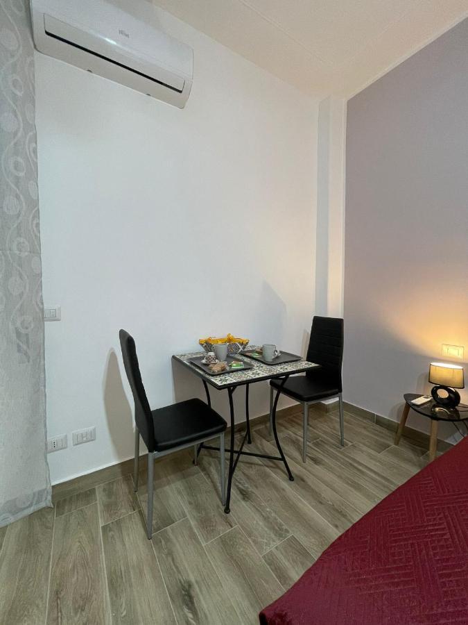 كاتانيا A Bone Guest House المظهر الخارجي الصورة