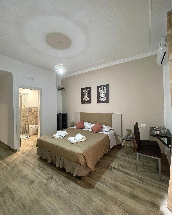 كاتانيا A Bone Guest House المظهر الخارجي الصورة